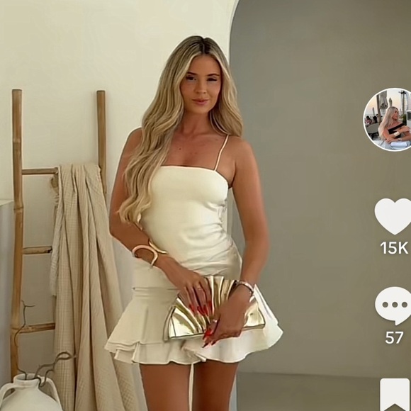 Spring /summer 🌺 NWT ZARA VOLUME dress S and M 
🚨 My prices are firm no discount - Picture 6 of 14